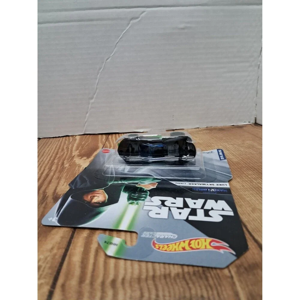 hot wheels character cars 2022 Star Wars The Mandalorian Luke Skywalker Jedi